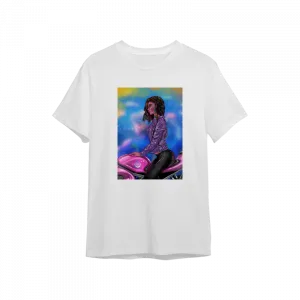 cyberpunk girl on motorcycle Oversize Tshirt  Ürün Görseli